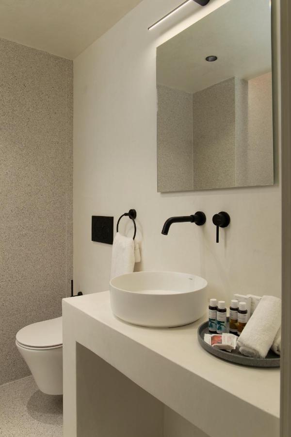 Istion Andros Luxury Suites Εξωτερικό φωτογραφία