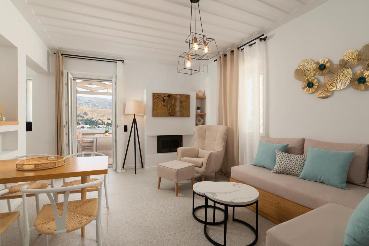 Istion Andros Luxury Suites Εξωτερικό φωτογραφία